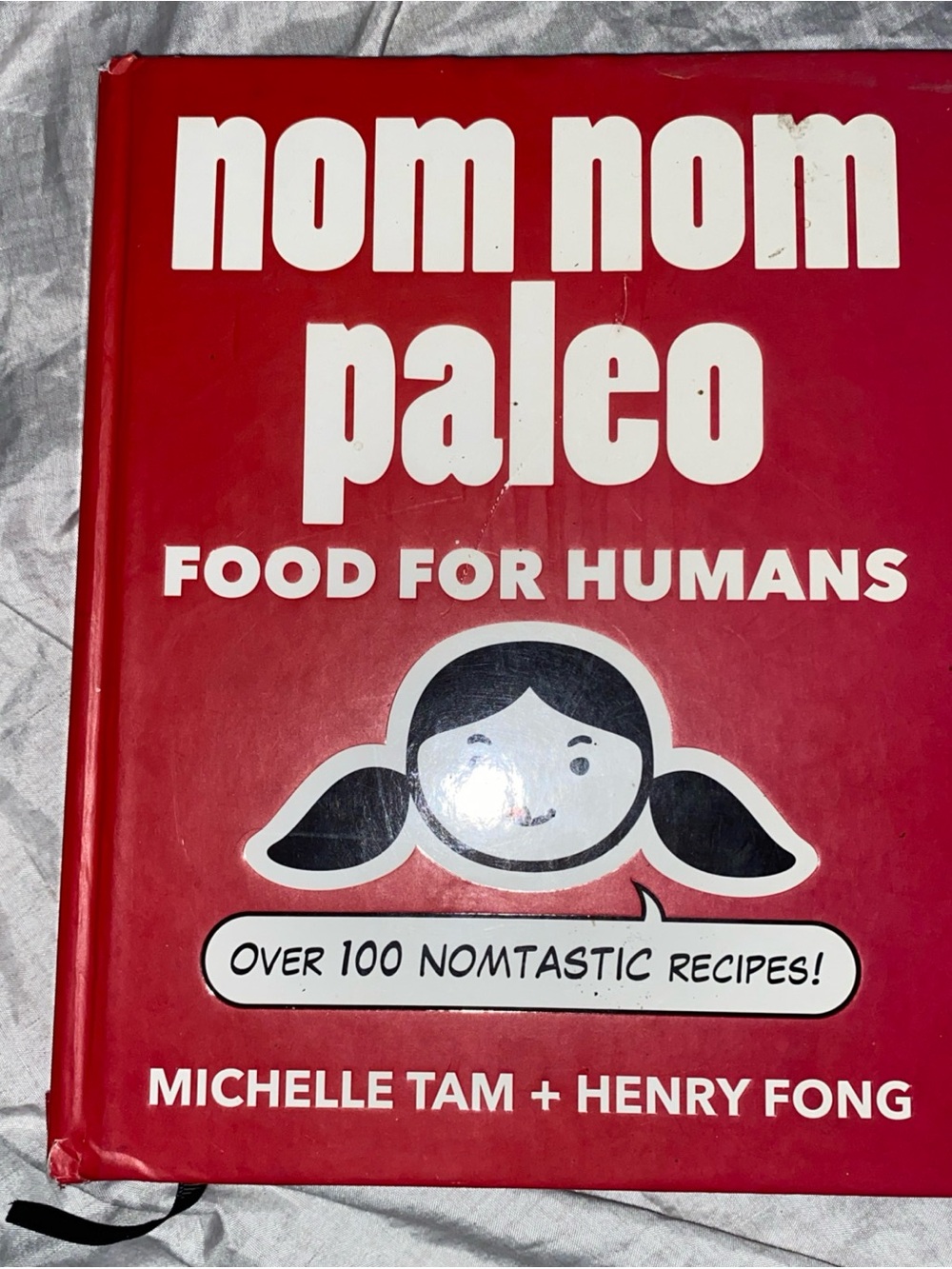 nom nom paleo Cookbook by  Michelle Tam & Henry Fong — Red